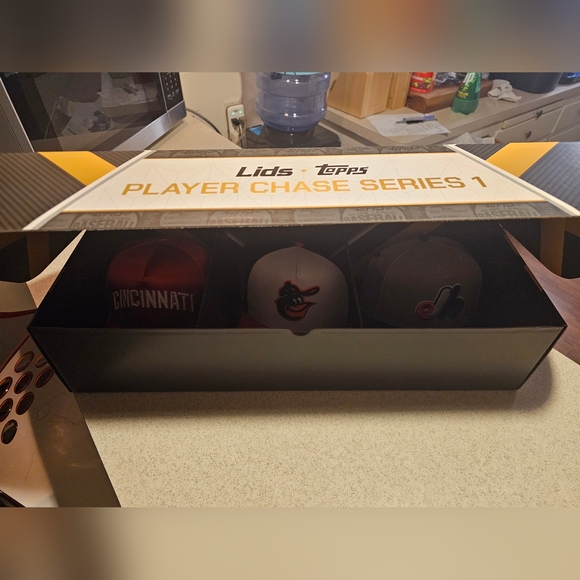 LIDDS X Topps X Mitchell & Ness  EXCLUSIVE SOLD OUT SUPER LIMITED BASEBALL CAPS - Picture 1 of 12